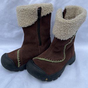 Keen leather kid's zip up winter boots US Size Youth 11 Keen.Dry technology